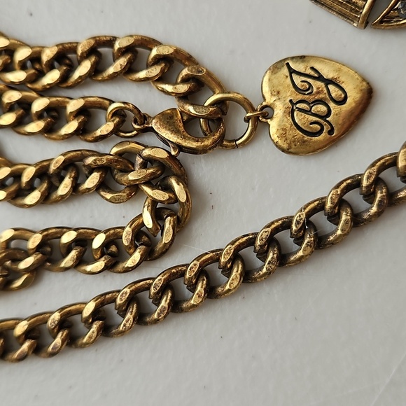 BETSEY JOHNSON 32" Long Goldtone Animal Print Heart Necklace - Picture 4 of 9